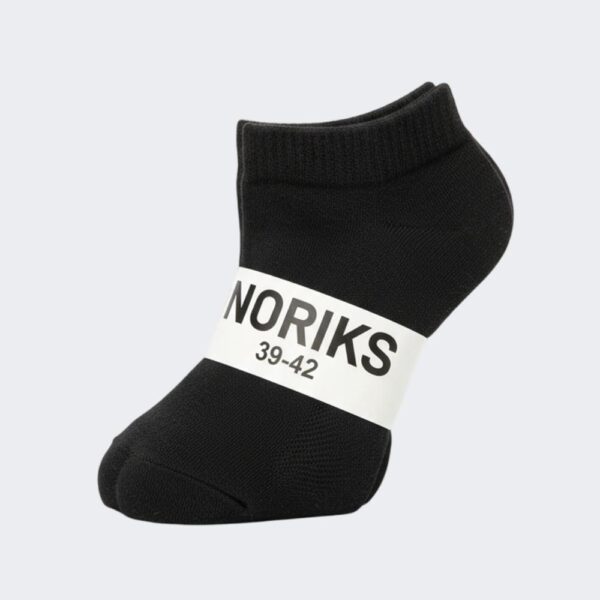 Black socks (5 pairs)